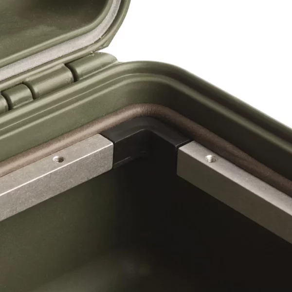 iM2300 Peli Storm™ Base Bezel Kit